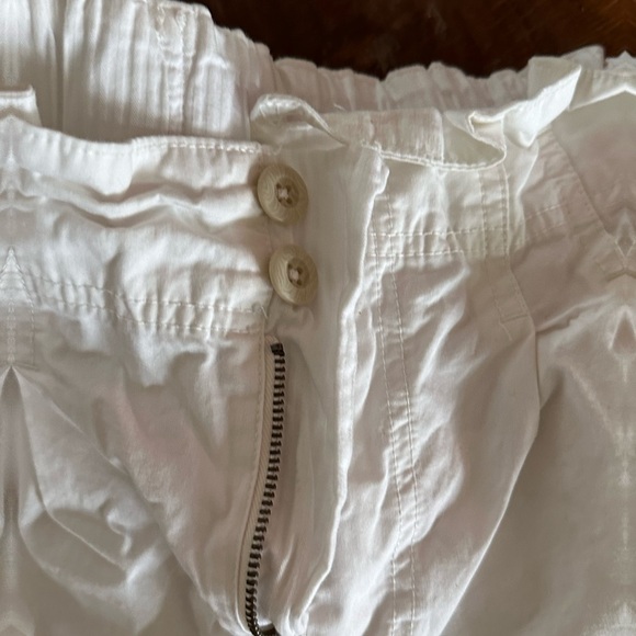 Free People Pleated Shorty Pull On Summer Shorts Jasmine White Womens Medium - Picture 3 of 6